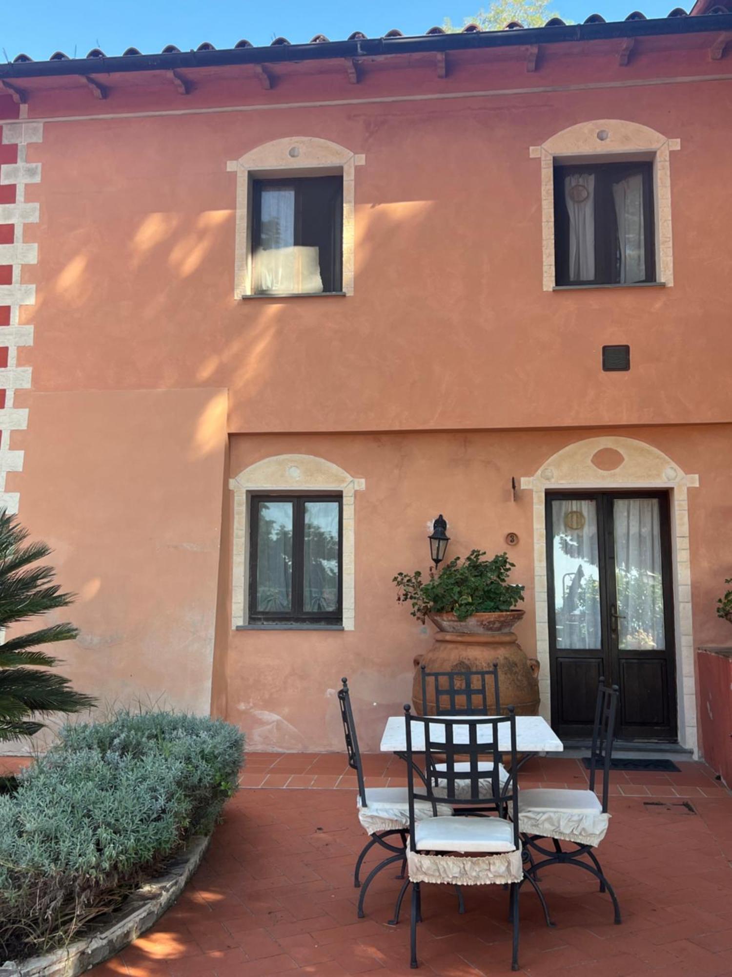 Borgo Degli Aranci Aparthotel San Giuliano Terme Bagian luar foto