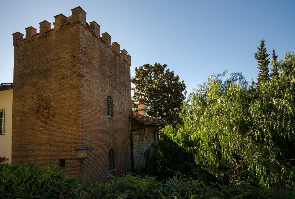Borgo Degli Aranci Aparthotel San Giuliano Terme Bagian luar foto