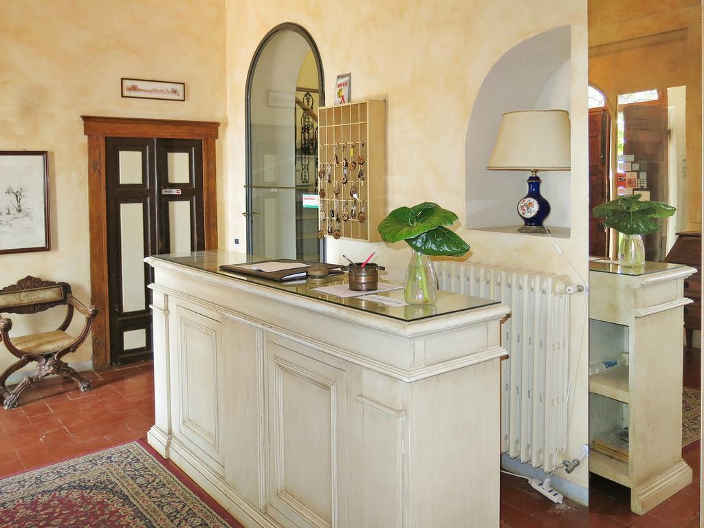 Borgo Degli Aranci Aparthotel San Giuliano Terme Bagian luar foto